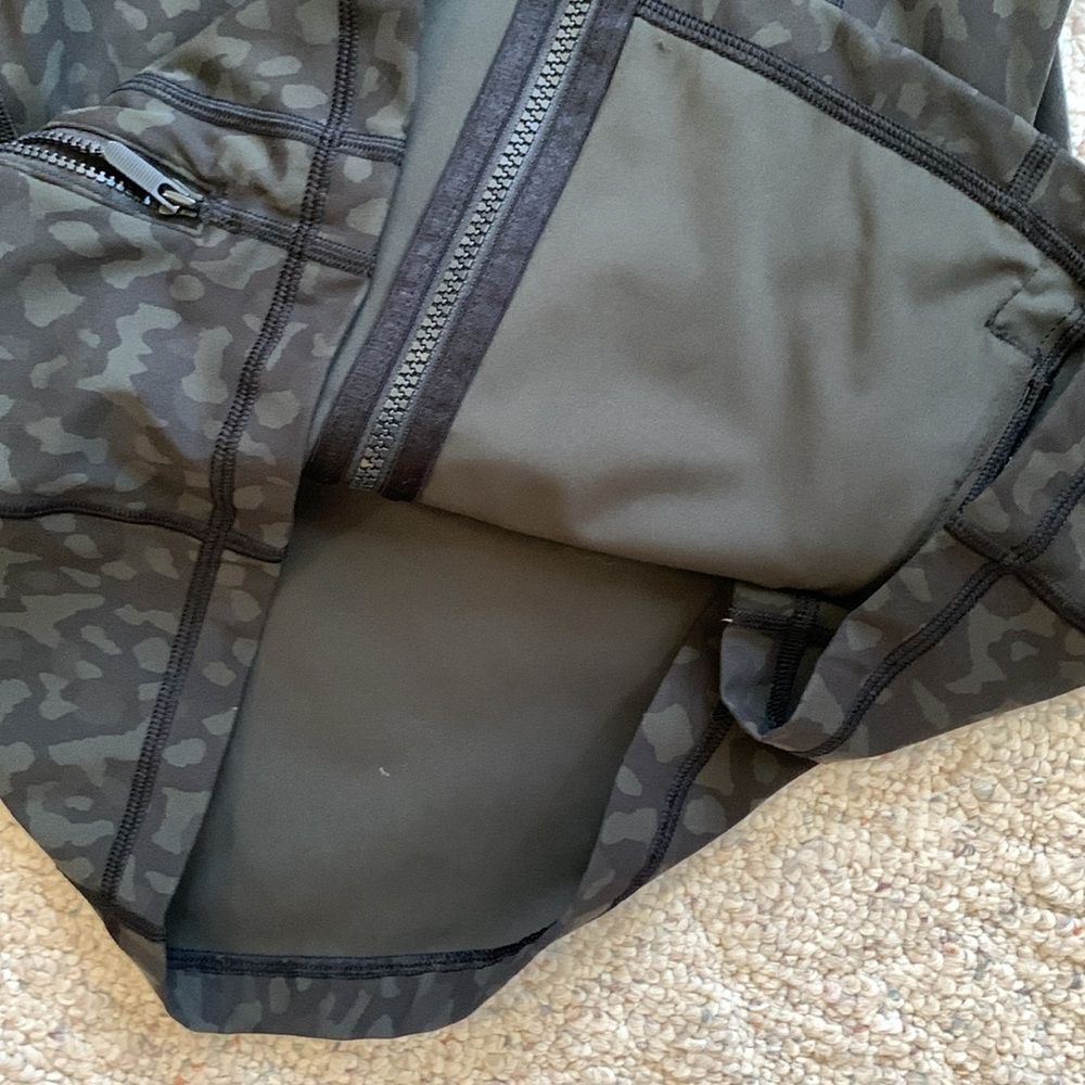 Lululemon Running Jacket - Picture 9 of 9